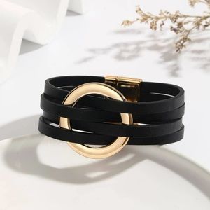 NIP BOUTIQUE BLACK & GOLD CUFF BRACELET